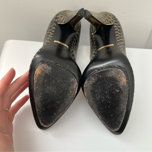 Roberto Cavalli black and gold snake print platform heels - Picture 5 of 10